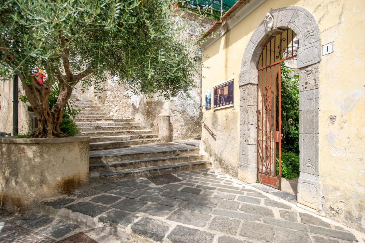 Casa Diodora, Costiera Amalfitana Apartment Maiori Luaran gambar